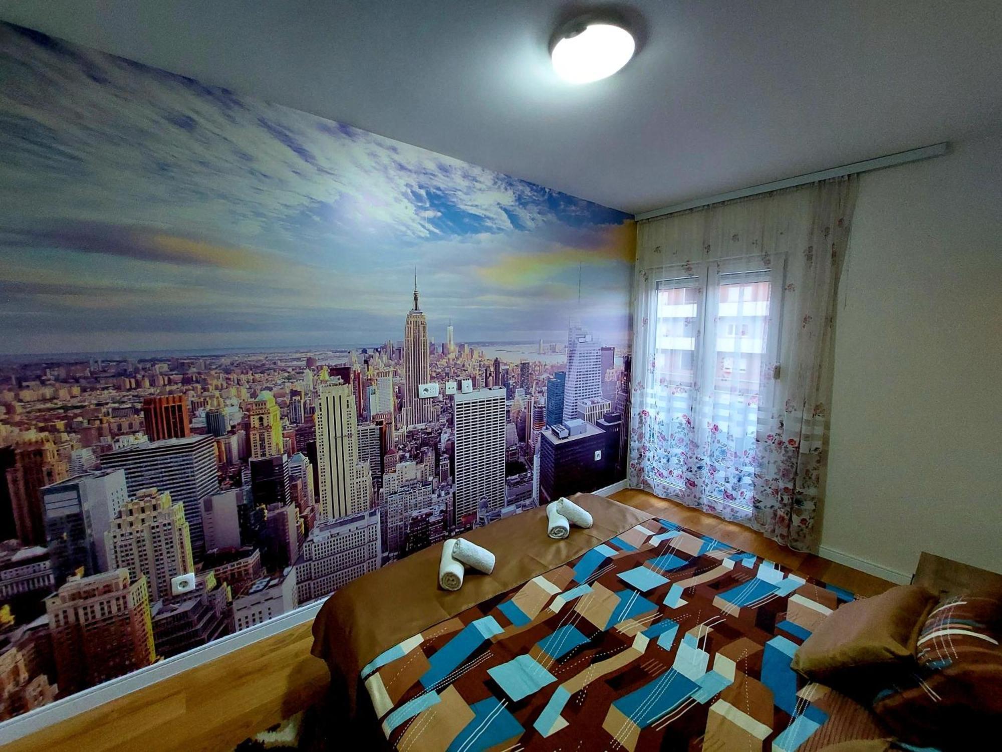 New York - Central Point بودغوريتْسا المظهر الخارجي الصورة